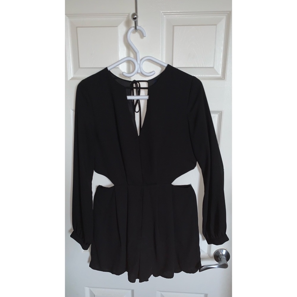 Black Long Sleeve Romper • Size L